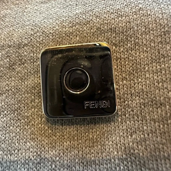 Fendi x Marc Jacobs Grey Ice Jersey Logo Baguette Bag - Picture 4 of 11